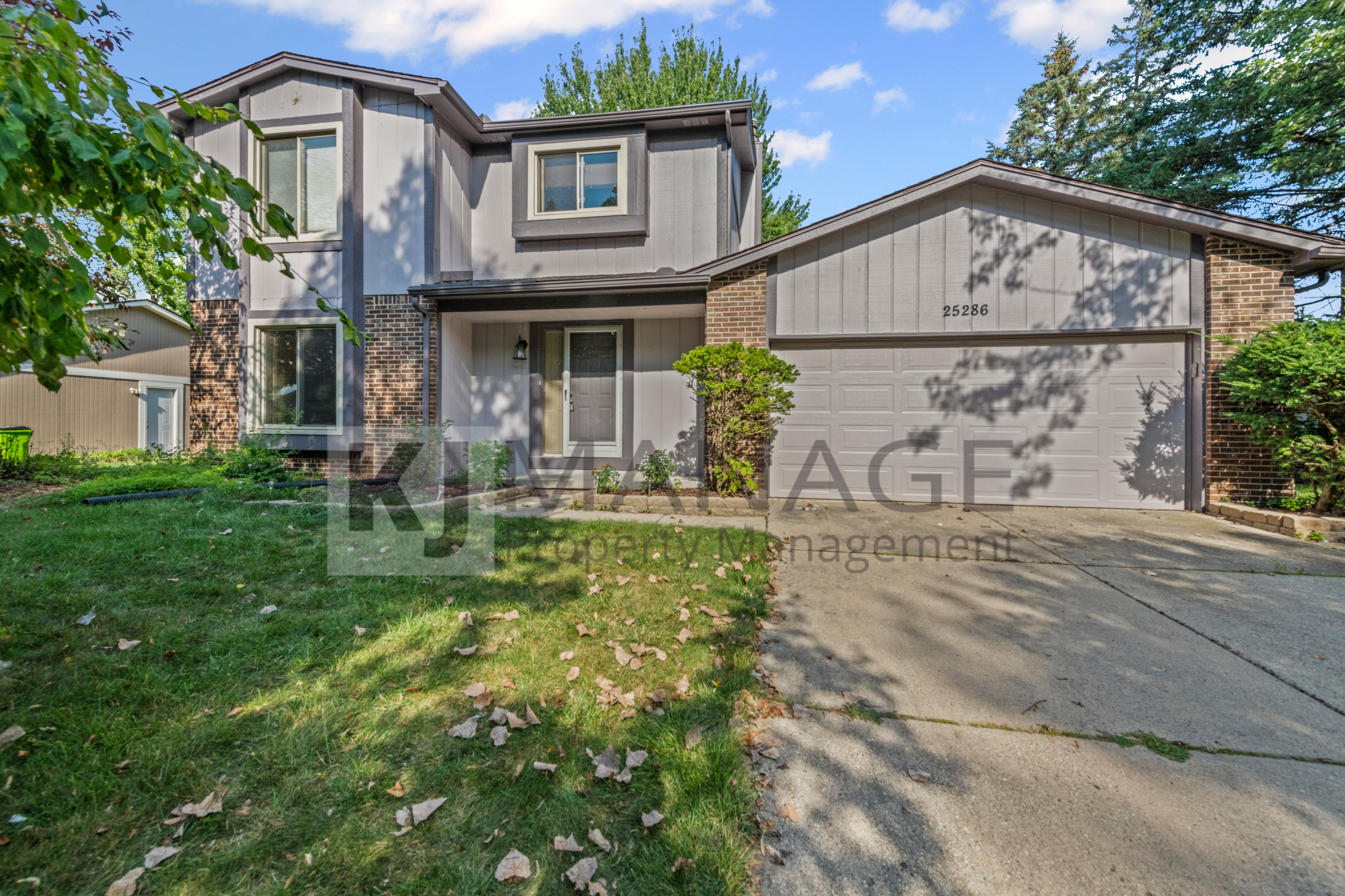 25286 Buckminster Drive