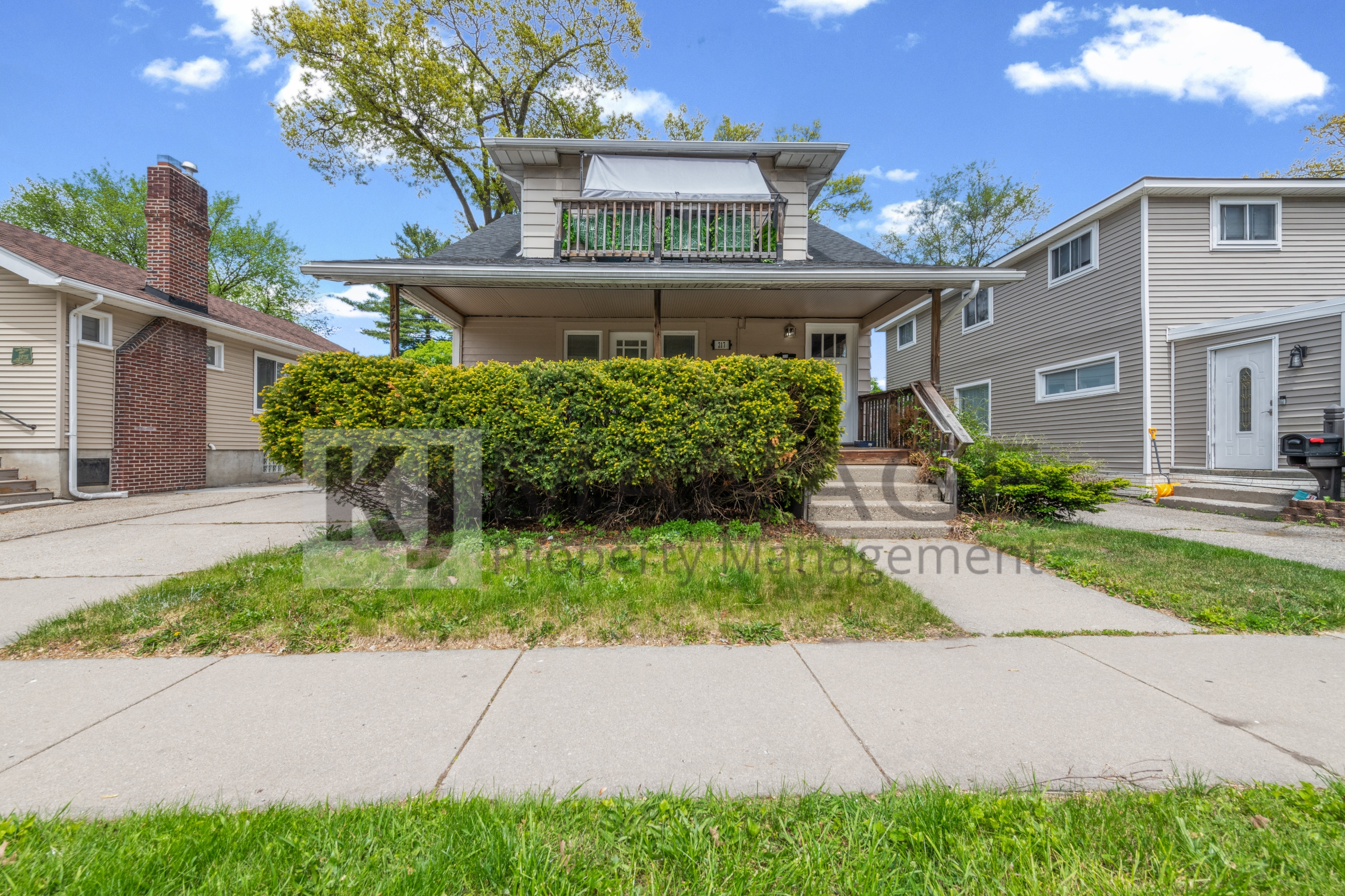 217 East Drayton Street - Lower