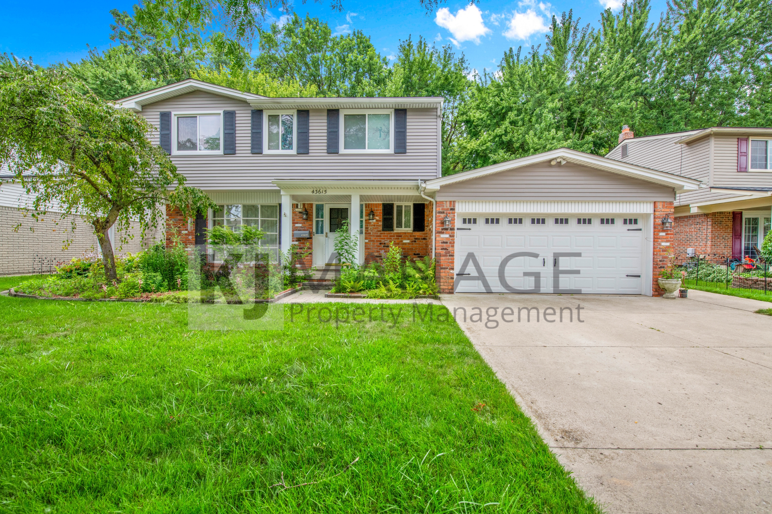 43615 Candlewood Drive