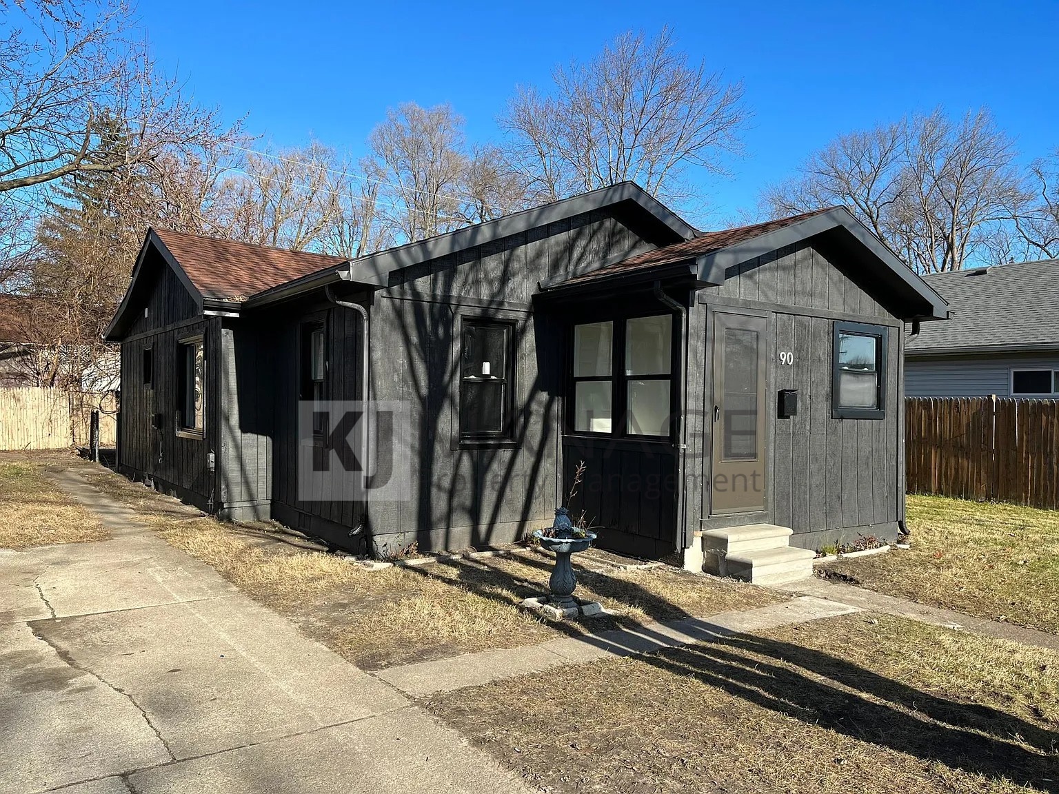 90 West Meyers Avenue